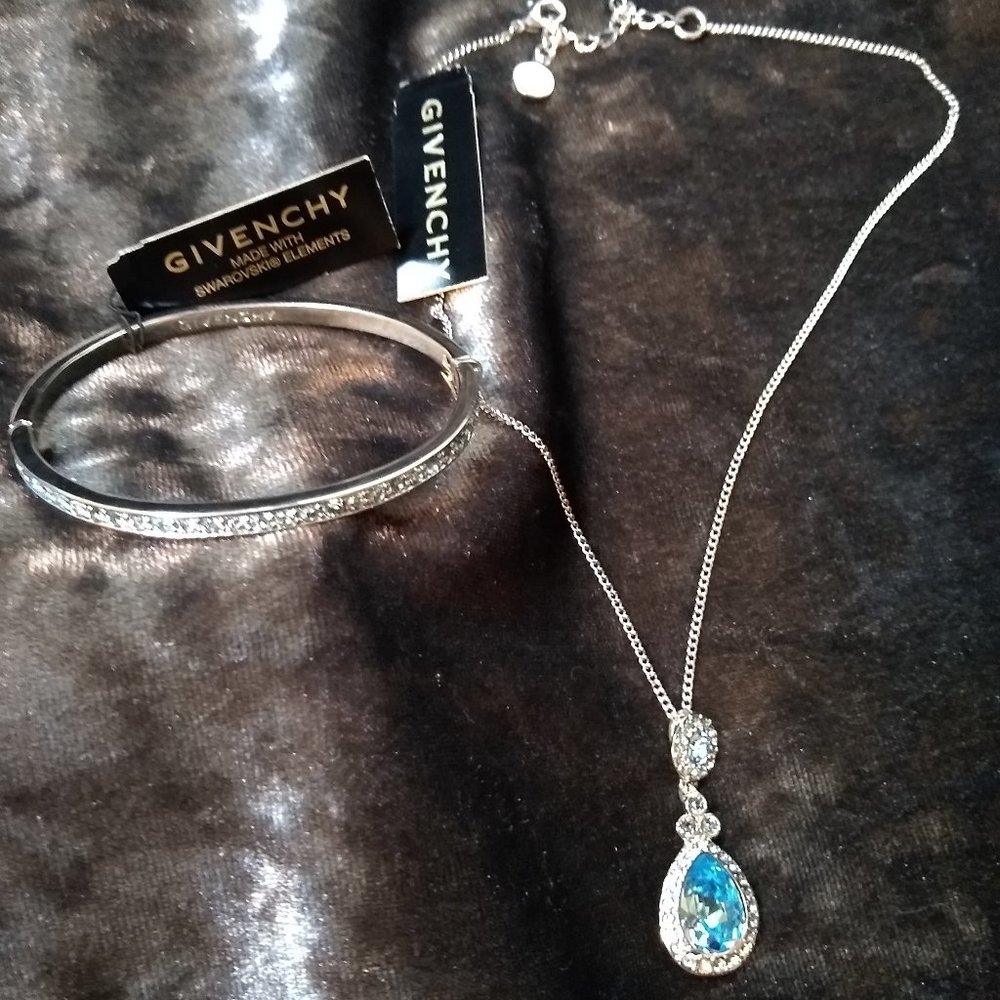 Givenchy Pendant Necklace and Bracelet